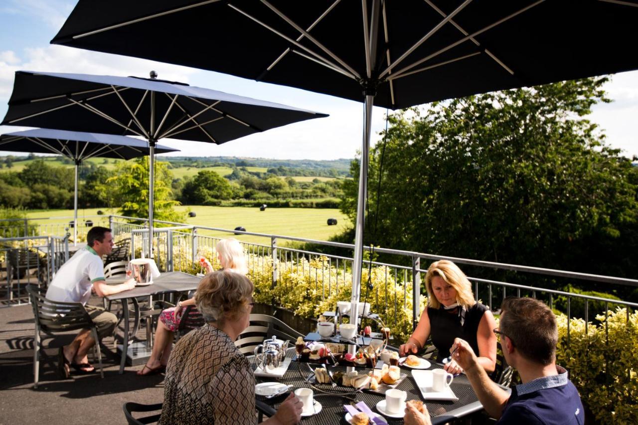 The Plough Inn ランデイロ エクステリア 写真