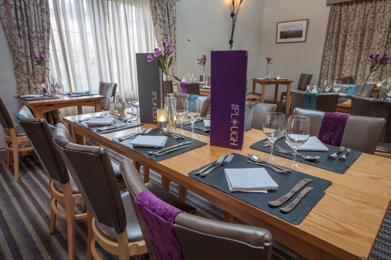 The Plough Inn ランデイロ エクステリア 写真
